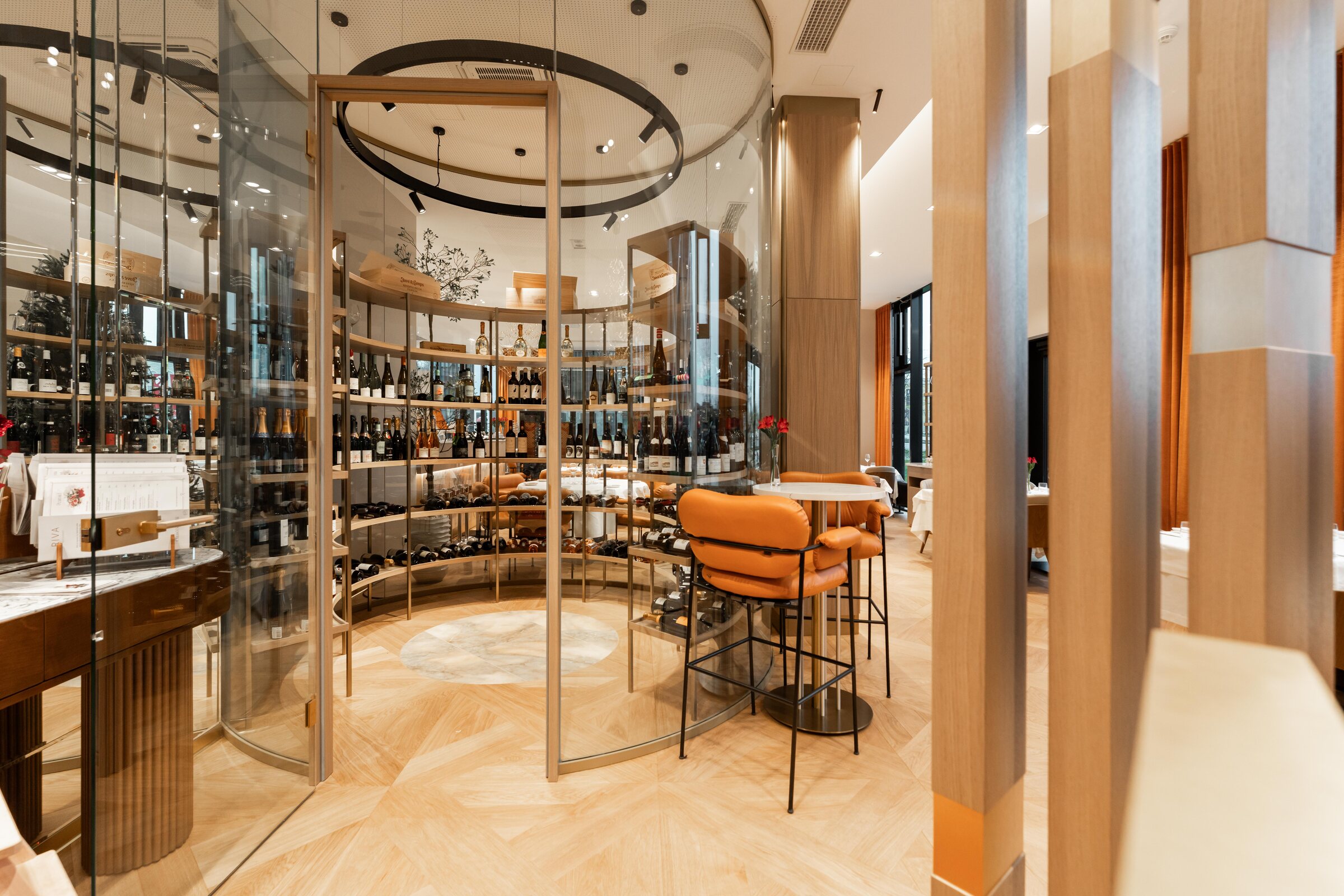 RIVA restaurant, Complete bespoke commercial interior — project image 3