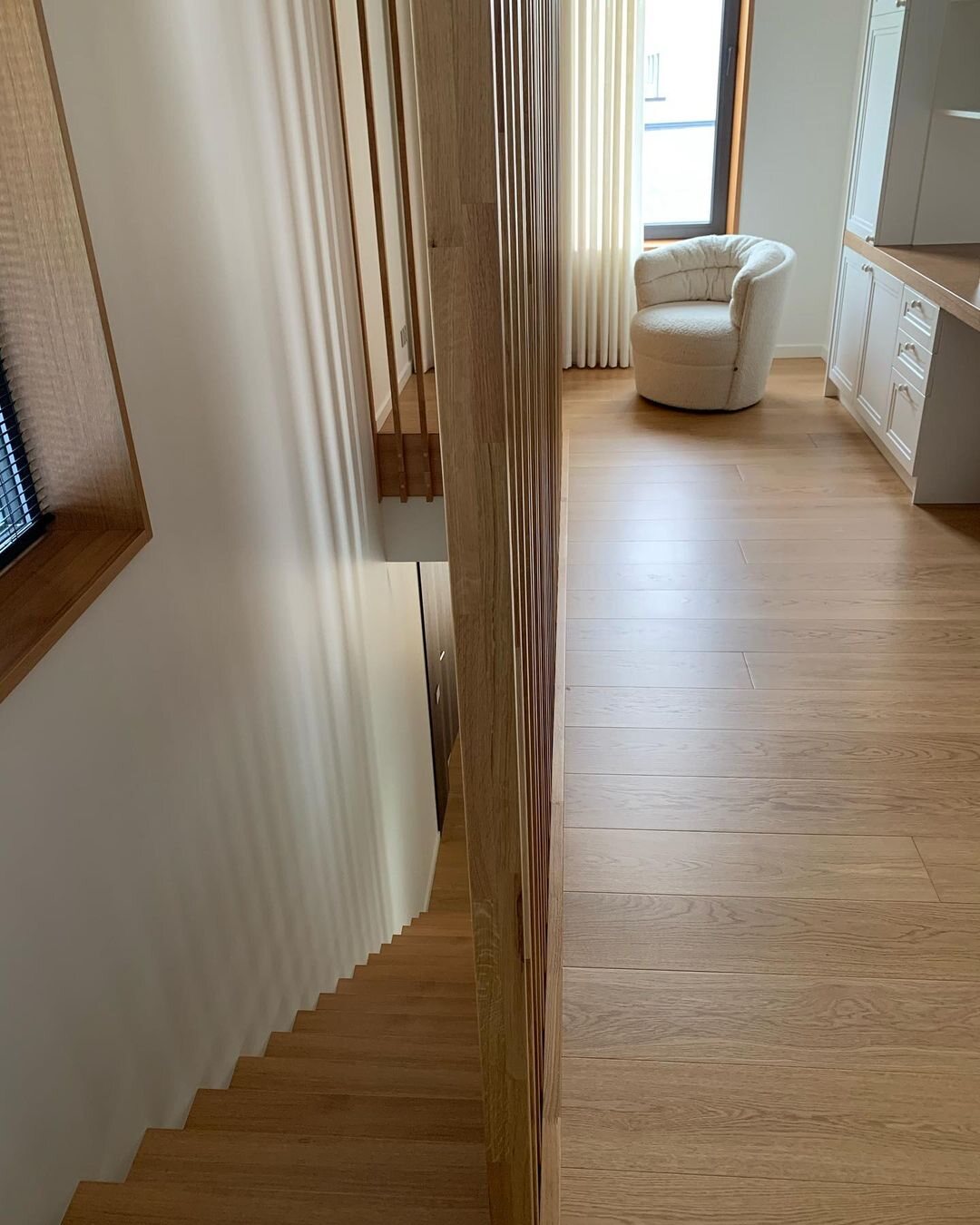 Private residence, Staircase, doors and fitted joinery — project image 5